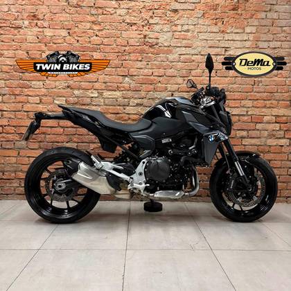 BMW F 900 R SPORT PLUS BMW F 900 R SPORT PLUS
